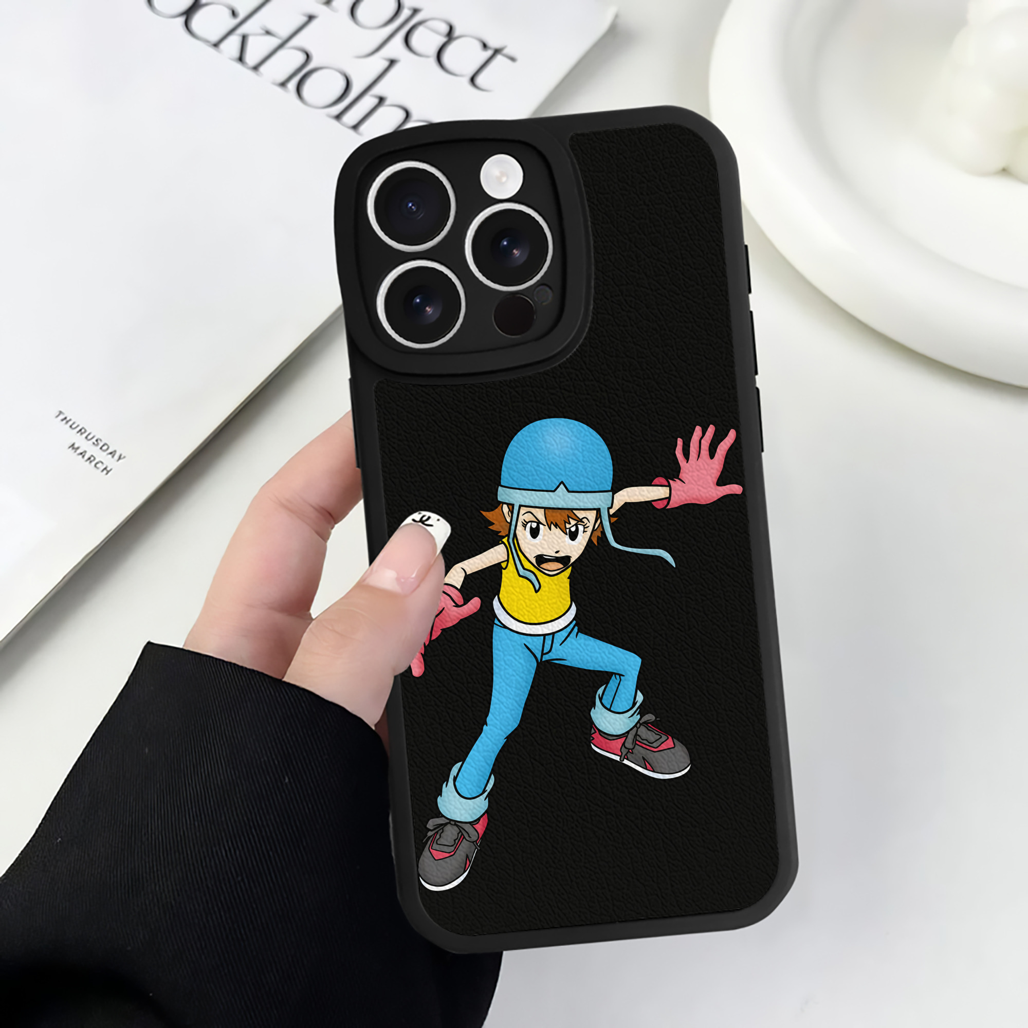 （画像用） Digimon デジタルモンスター/デジモン 【iPhone 16シリーズ対応】シリコンスマホケース（レザー調） 材質：シリコン